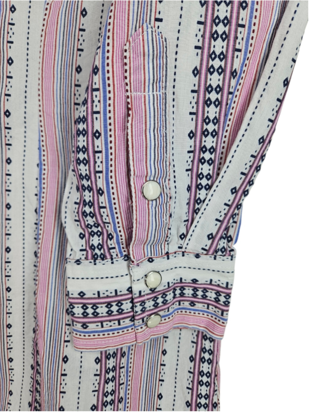 Wrangler Retro Western Pearl Snap Shirt Women L Pink Aztec Stripe Cotton Top - Picture 7 of 8